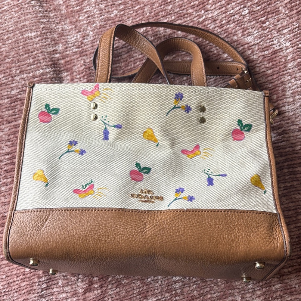 Coach Cream & Tan Canvas Tote Bag
